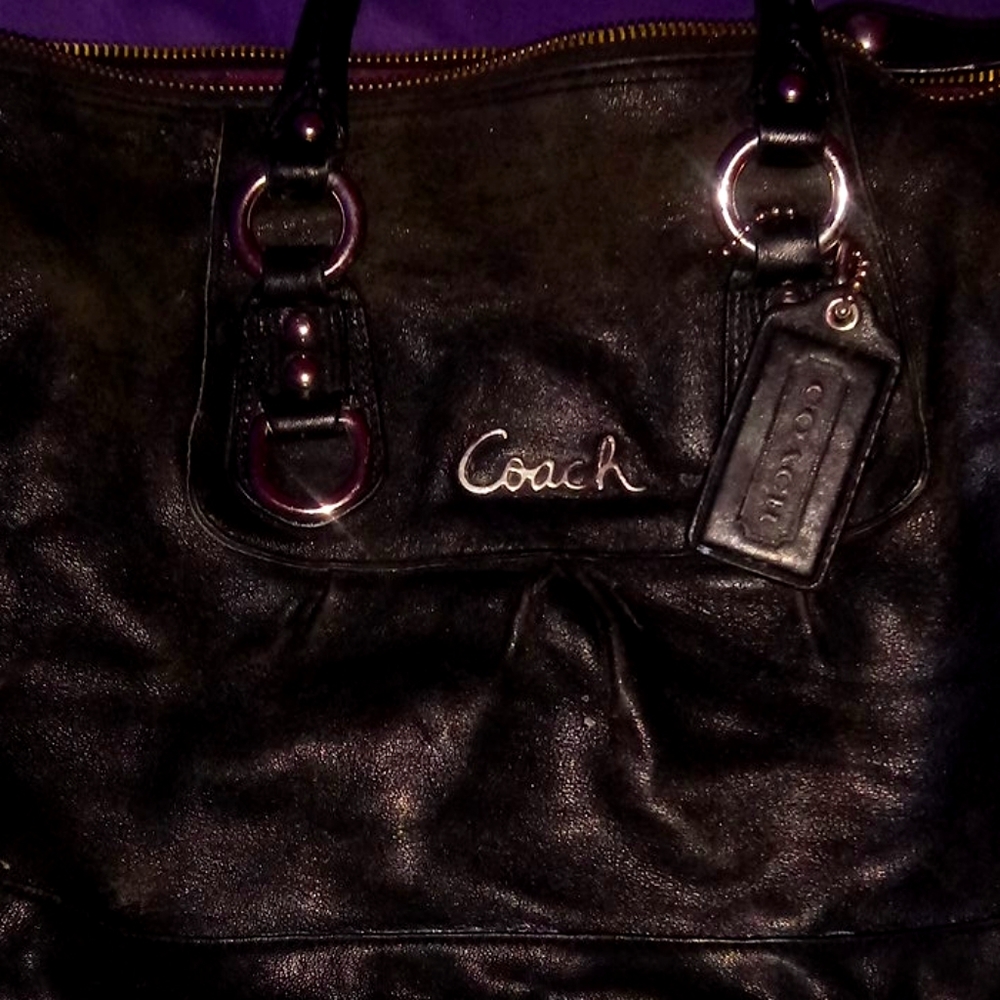 Coach mid size hobo chic bag